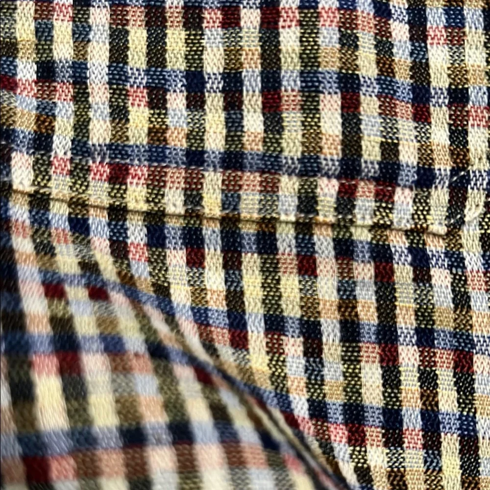 Jhane Barnes Blue and Red Casual Button Down Shirt - Picture 3 of 3